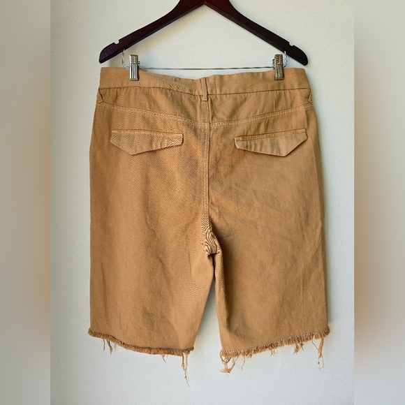 SIERRA Camel Sahara Tan Brown Distressed  Jean Shorts Size 29 Waist 18" - Picture 5 of 6